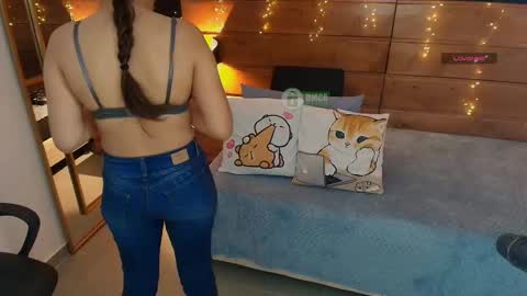 Snapshot of mila_kiitty chatting on September 25, 11:09 am Milena online show from September 25, 11:09 am