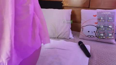 Snapshot of mila_kiitty chatting on September 11, 1:55 pm Milena online show from September 11, 1:55 pm