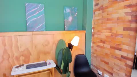 Mila online show from December 16, 12:11 pm