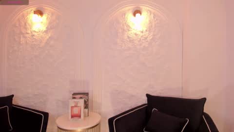 Mila online show from November 2, 11:08 pm