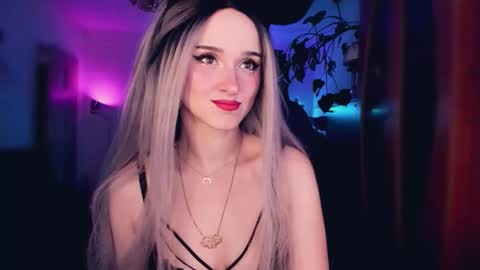 MiladyJolie online show from October 1, 7:02 am