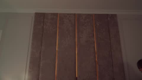        online show from April 25, 6:49 pm