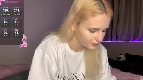 Mila online show from February 5, 5:16 pm