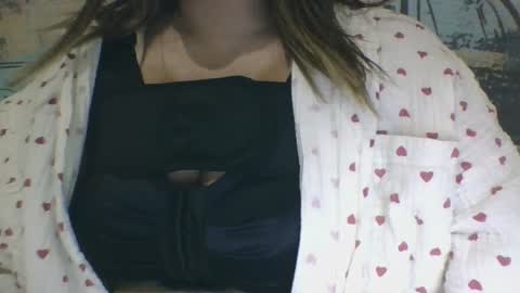 milana online show from December 13, 7:10 pm