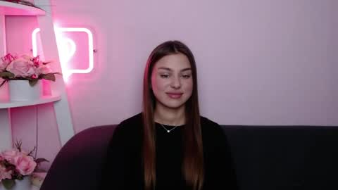 milanaangelas online show from April 18, 5:10 am