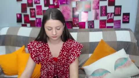 milanaroz online show from March 11, 5:57 am