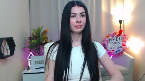 milasecretsss online show from May 28, 6:55 am