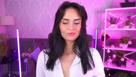 Snapshot of milashalovely chatting on September 12, 7:50 am Milasha online show from September 12, 7:50 am