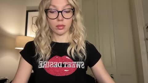 Mila online show from March 22, 5:30 pm