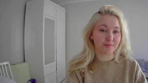 Milena new nonude shy blonde natural online show from March 12, 11:02 am