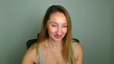 Milena online show from May 6, 6:17 am