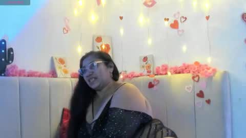 Snapshot of milf_latinn chatting on September 22, 3:10 pm milf latinn online show from September 22, 3:10 pm