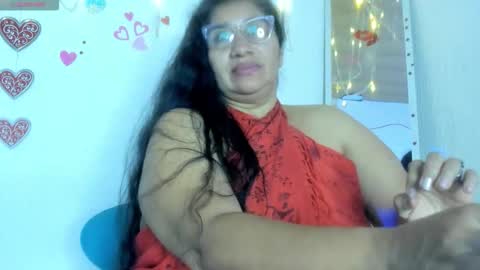 Snapshot of milf_latinn chatting on September 24, 4:39 pm milf latinn online show from September 24, 4:39 pm
