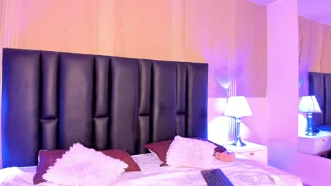 milf_meli online show from April 7, 11:01 am