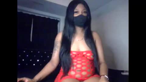 MILFGODDESSXO online show from April 6, 3:06 am