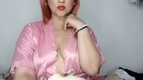 Snapshot of milfobsession_ chatting on January 5, 6:35 am milfobsession_ online show from January 5, 6:35 am