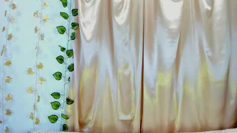 Millie online show from December 2, 2:19 pm