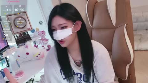 milksola online show from May 2, 3:43 am