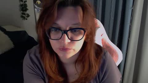 Milla online show from November 15, 10:55 pm