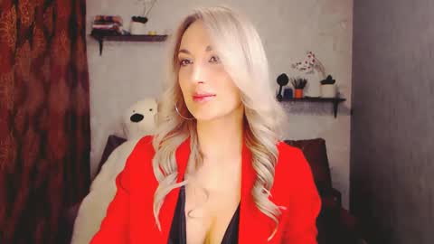 MillaXQueen online show from January 30, 3:08 pm