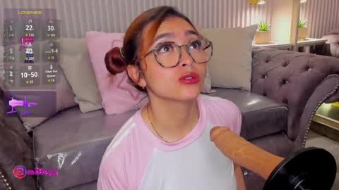 milleyjones_ online show from April 3, 1:42 pm