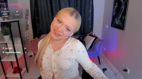 Millie online show from October 20, 8:56 pm