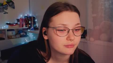 Millie online show from November 6, 2:28 am