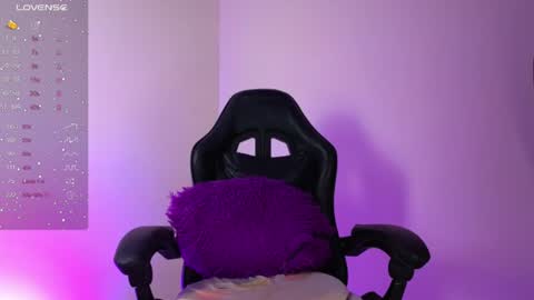 Milly online show from June 23, 3:26 am