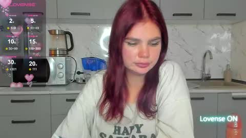 Welcome My name is Tina online show from October 13, 5:37 pm