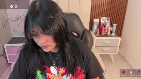 millyevans1 online show from June 11, 3:03 am
