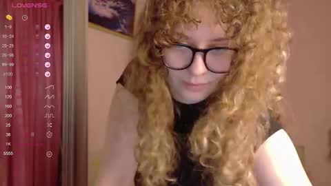 milounee online show from February 28, 5:45 pm