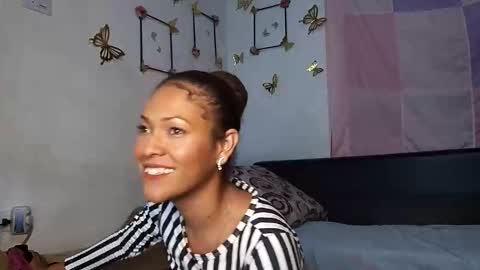 Milu online show from October 18, 5:32 am