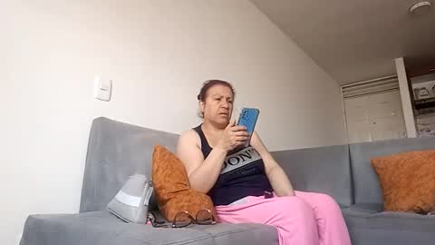 miluv19 online show from September 11, 8:09 pm