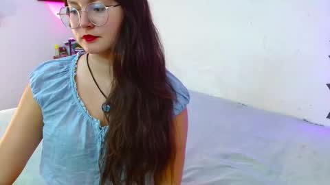 Snapshot of mily_baker chatting on October 2, 10:59 pm mily_baker online show from October 2, 10:59 pm