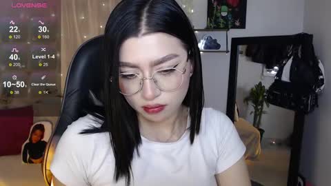 Mily online show from September 18, 11:58 pm