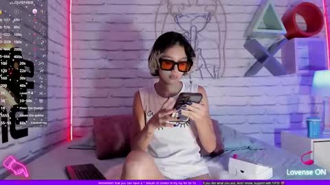 Snapshot of min_minjil chatting on September 15, 11:51 am Minji online show from September 15, 11:51 am