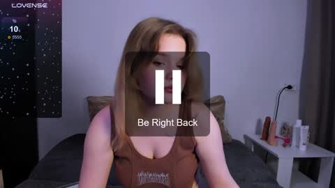 hi Im Mina  online show from February 6, 1:49 am