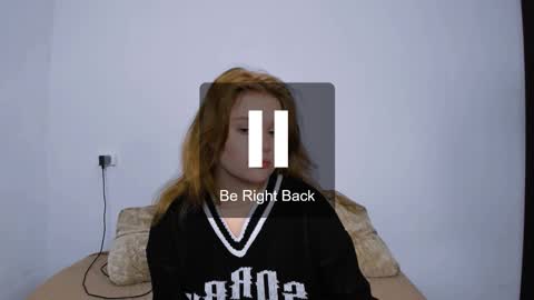 hi Im Mina  online show from January 10, 2:27 am