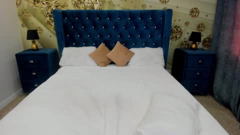 minchelskatrina online show from April 11, 9:02 am