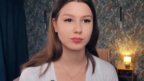 Mindi online show from November 22, 7:22 am