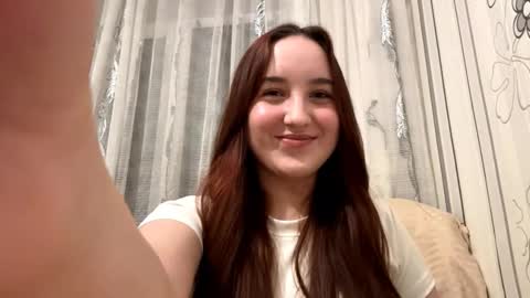 Snapshot of minervareddoch chatting on October 11, 9:17 pm Daisy online show from October 11, 9:17 pm