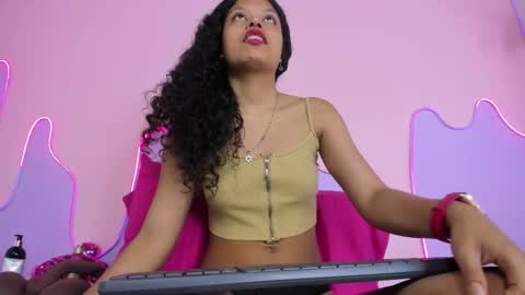 Mingie online show from December 15, 12:10 pm