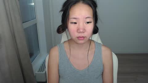 mira_g online show from March 5, 12:55 pm