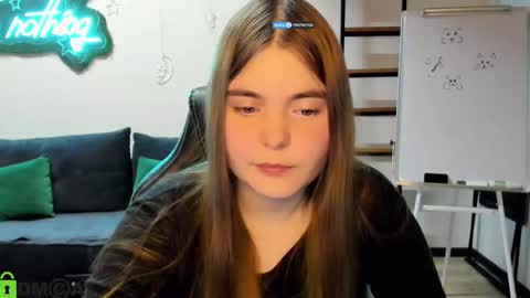 miraa_bloom online show from January 14, 5:29 pm