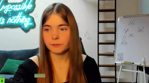 miraa_bloom online show from January 11, 2:22 pm