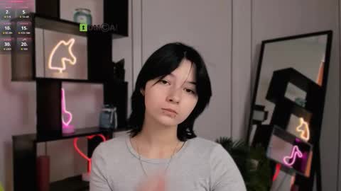 Snapshot of miraella chatting on October 8, 9:02 am Mira online show from October 8, 9:02 am