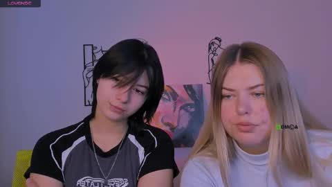 Snapshot of miraella chatting on October 2, 9:58 am Mira online show from October 2, 9:58 am