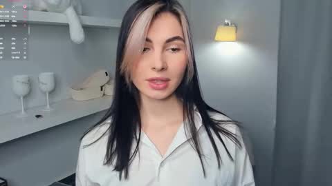 My name is Adele online show from December 5, 7:30 am