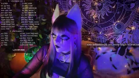 mirareed online show from October 8, 6:12 pm