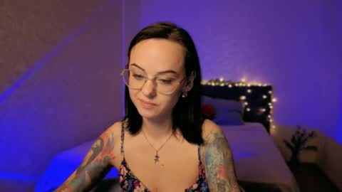 MiraSkyy online show from April 29, 5:30 pm